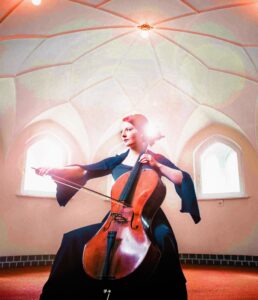 Read more about the article Das Matinée-Konzert „Campanula – Das Cello mit dem Glockenklang“ in der Wandelhalle Bad Harzburg am 19. Mai 2024